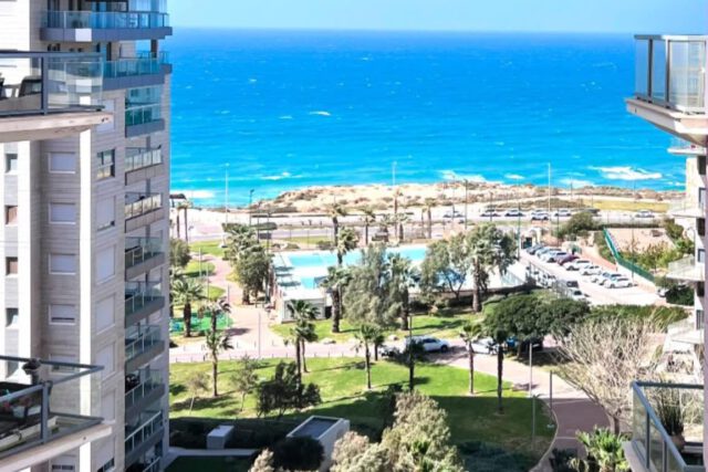 For Sale Exclusively | 4-Room Apartment with Open Sea Views in Net 600, Netanya